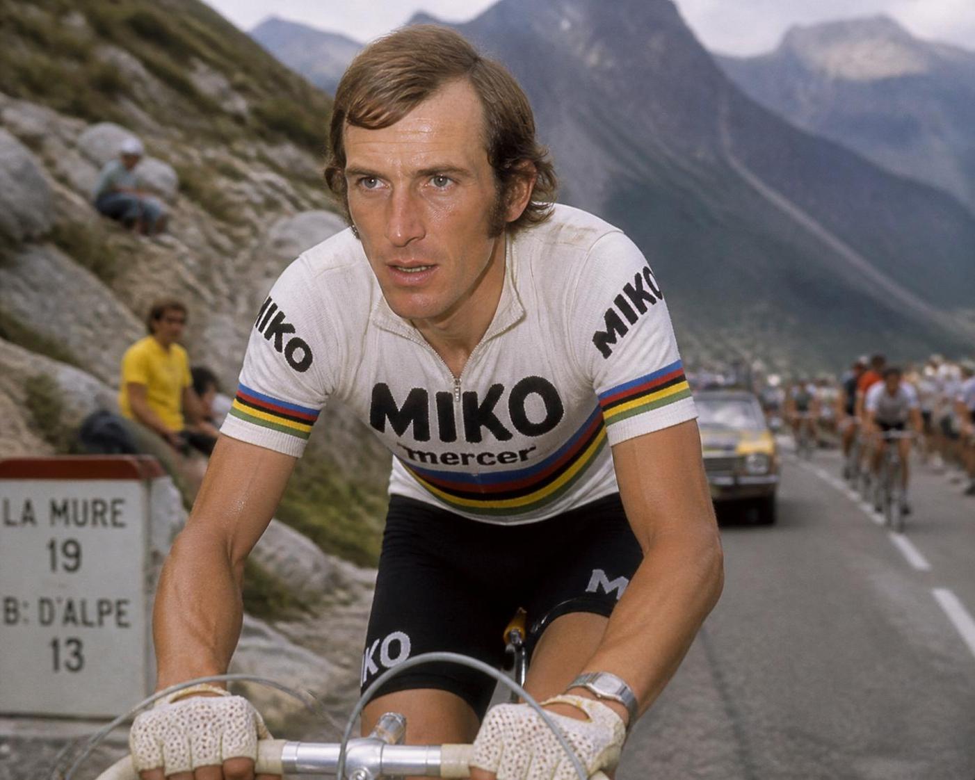 découvrez comment joop zoetemelk, champion emblématique, a laissé une empreinte indélébile dans l’histoire du cyclisme français grâce à ses exploits et son parcours inspirant.